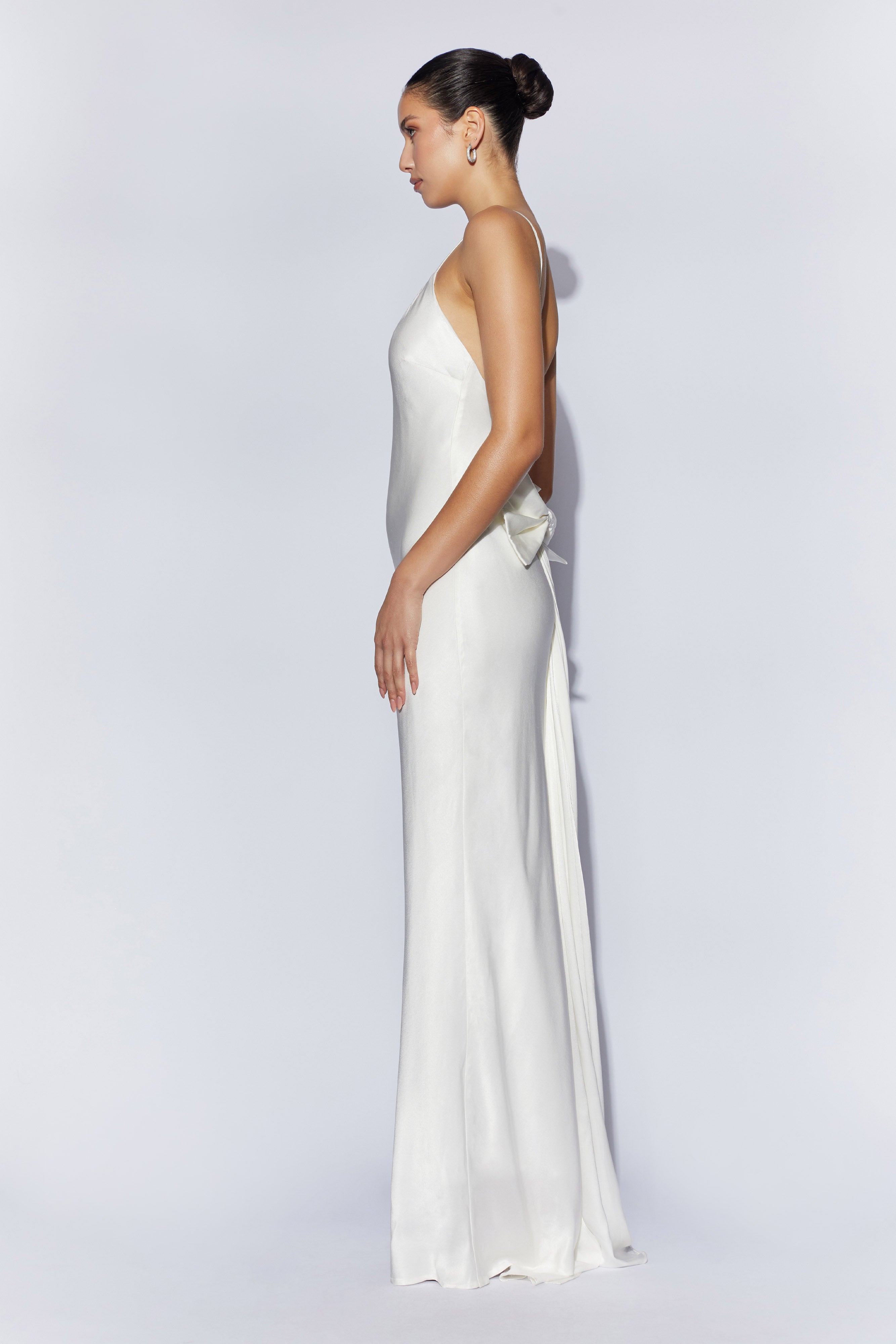 Kailey Low Back Maxi Dress With Bow Train - White